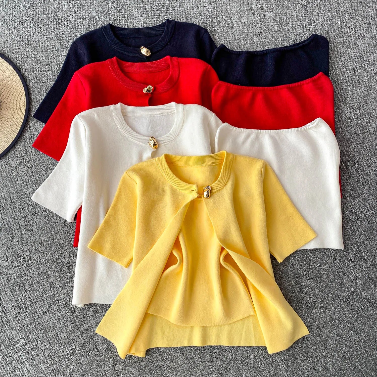 Woman Cardigan Short Sweaters Knitted Cardigan For Women Autumn Thin White Red Cardigan Short Sleeve Ladies Cardigans Two Sets