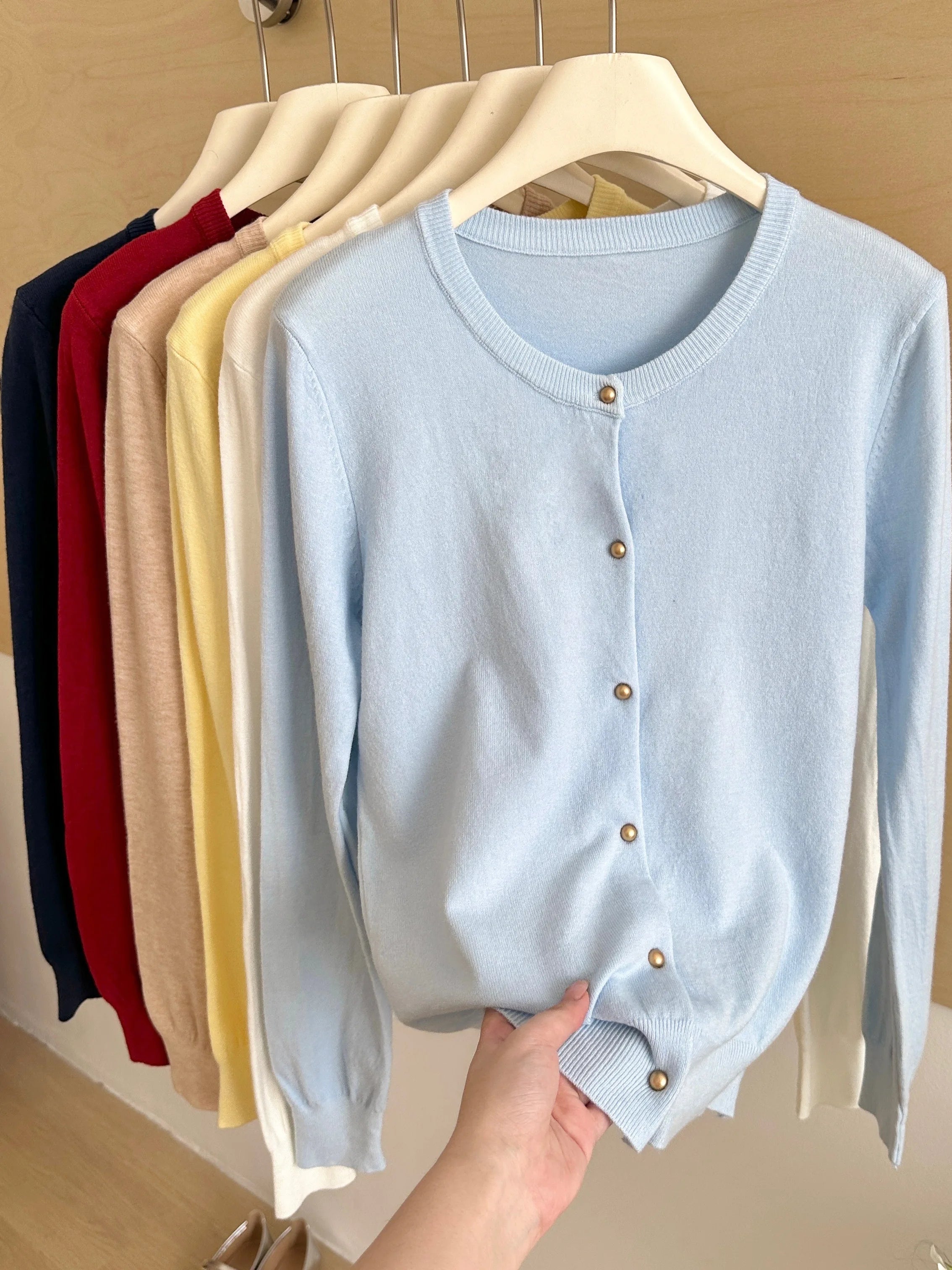 2026 Women's Long Sleeve Knitted Cardigan Autumn Winter Loose Comfortable Warm Sweater Fashion O-Neck Solid Color Tops